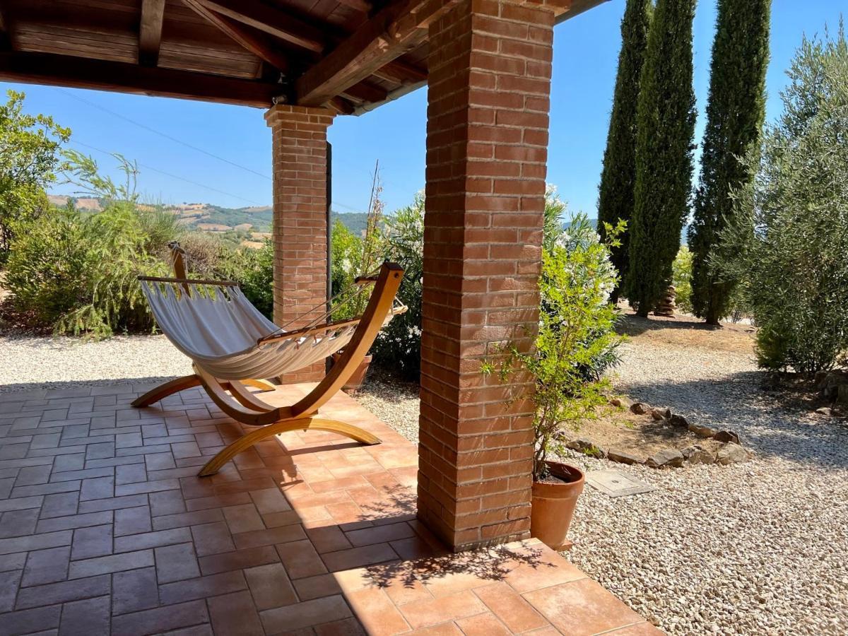 Casale Terre Rosse Bed & Breakfast Saturnia Bagian luar foto